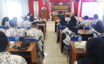 Rapat Besar PGRI Muarawahau - Persatuan Guru Republik Indonesia Cabang Muarawahau
